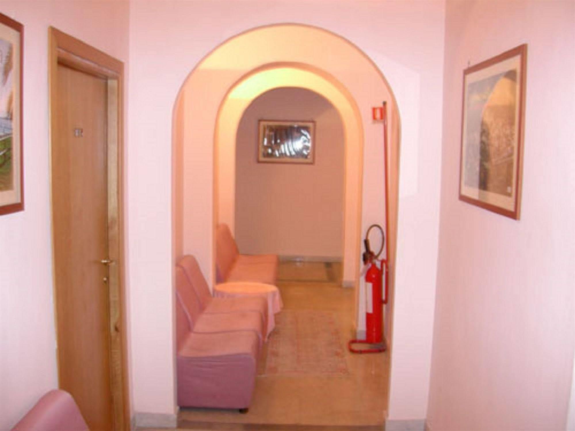 Albergo Bellavista Латина Екстериор снимка